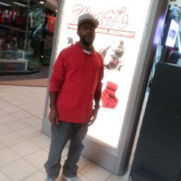 Meet your Posher, Lamont - Picture 1 of 1